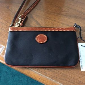 Doonie & Bourke wristlet